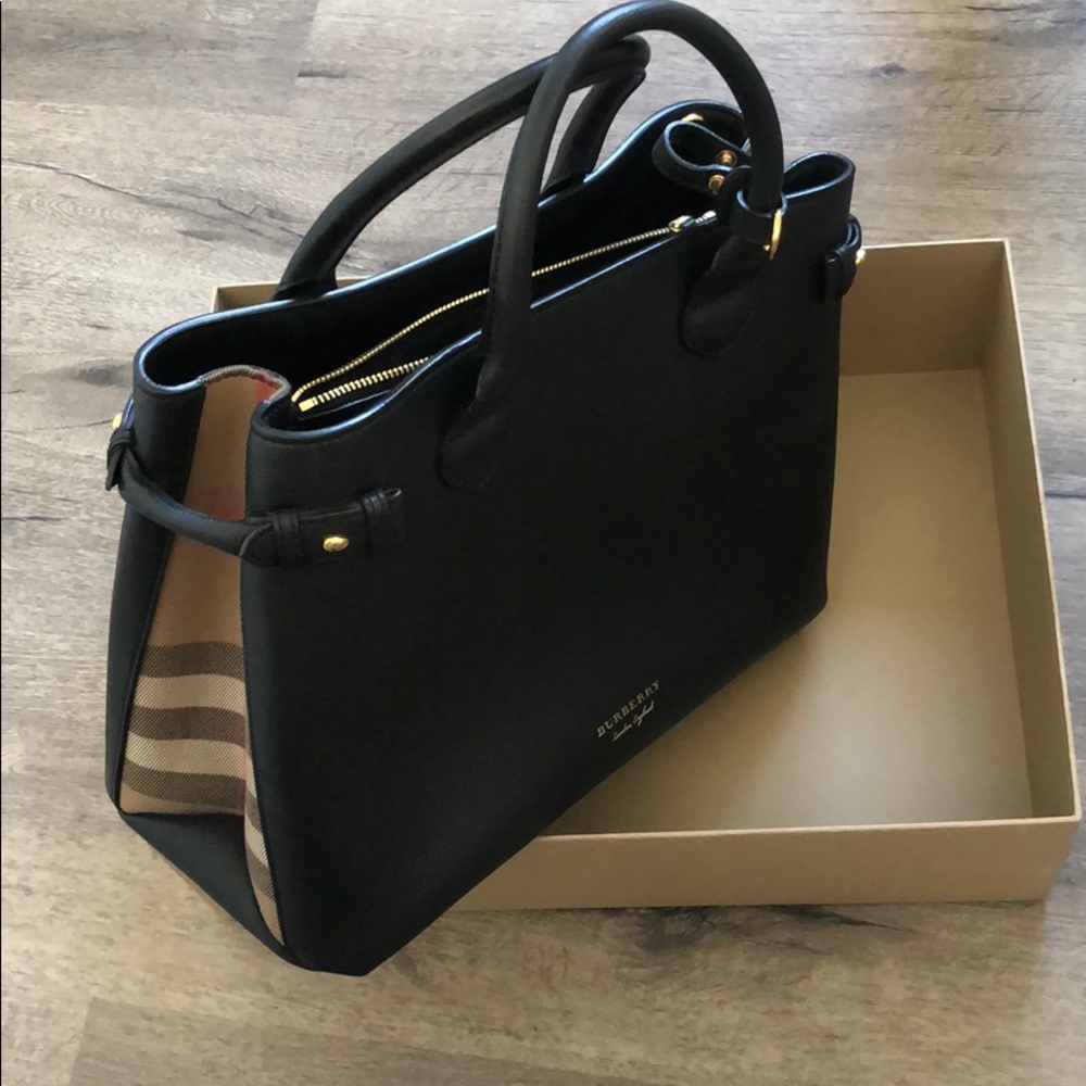 BURBERRY TOTE BAG